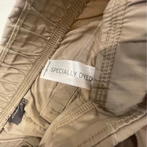 Women’s Eddie Bauer Tan Pants Size 10 - Picture 4 of 5